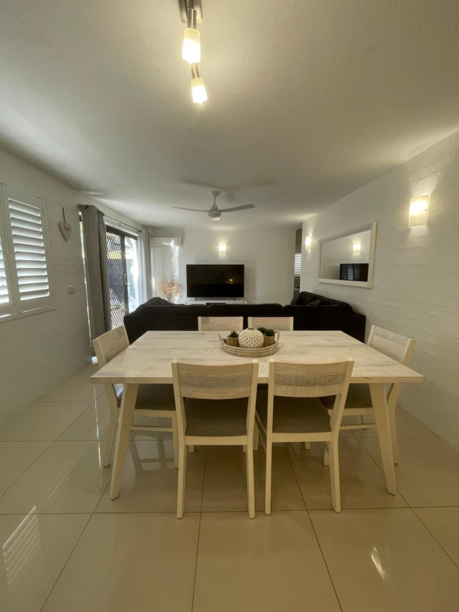 Myuna Holiday Apartments Noosa Heads Buitenkant foto