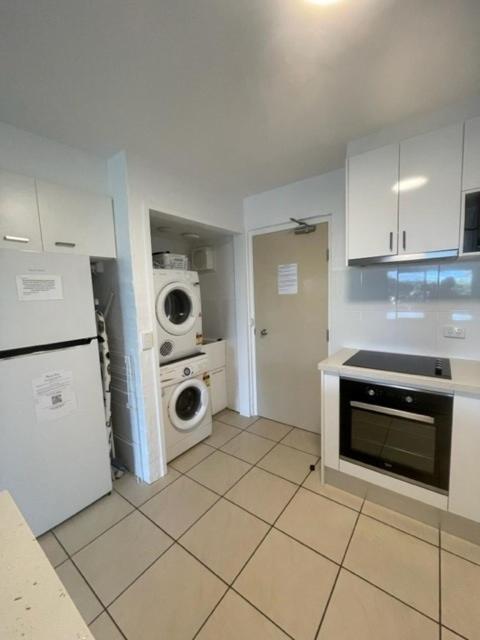 Myuna Holiday Apartments Noosa Heads Buitenkant foto